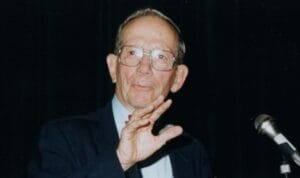 جیمز برایان کوئین (James Brain Quinn)